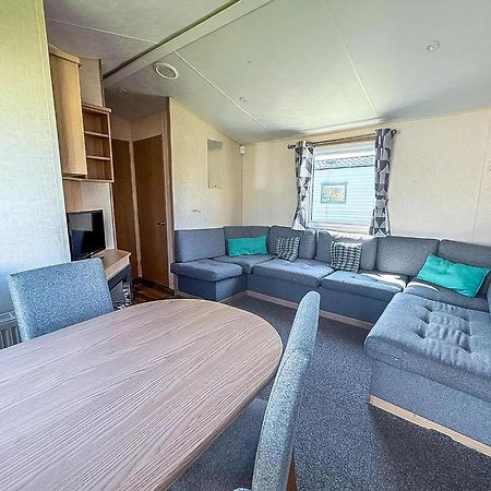 Lovely 8 Berth Caravan Nearby Scratby Beach In Norfolk Ref 50021F Great Yarmouth Exterior photo