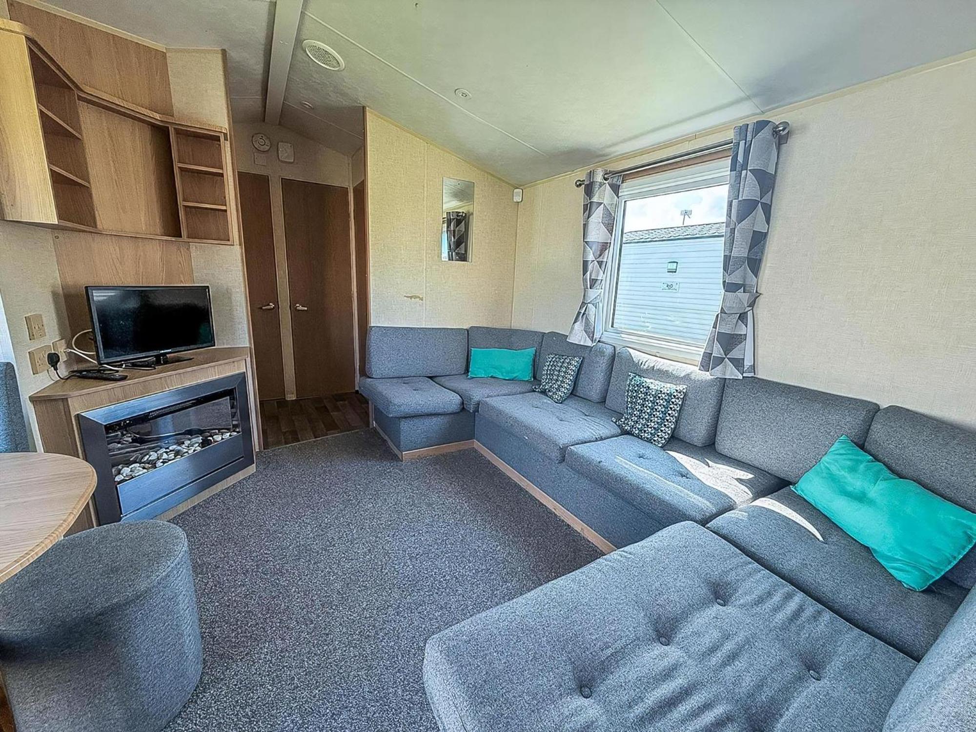 Lovely 8 Berth Caravan Nearby Scratby Beach In Norfolk Ref 50021F Great Yarmouth Exterior photo